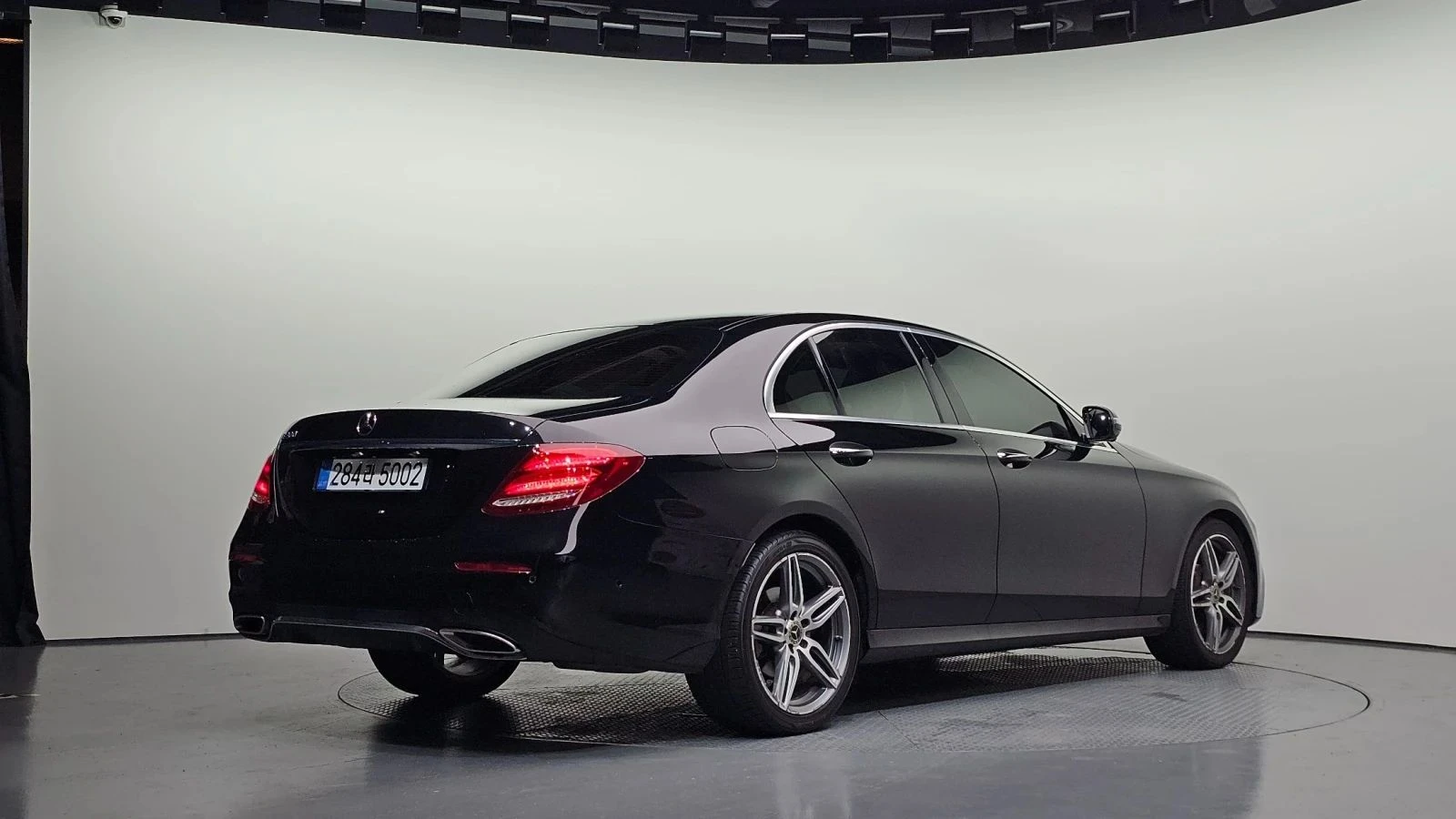 Mercedes-Benz E 300 | Mobile.bg � ����������� 2