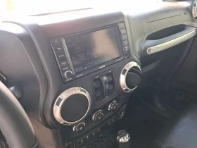 Jeep Wrangler * Rubicon * 2 КЛЮЧА* ПОДГРЕВ* KEYLESS* , снимка 9