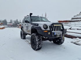 Jeep Cherokee ЦЯЛ МОСТ !, снимка 1 - Автомобили и джипове - 45546440