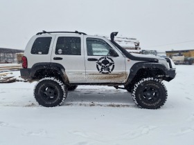 Jeep Cherokee ЦЯЛ МОСТ !, снимка 5 - Автомобили и джипове - 45546440