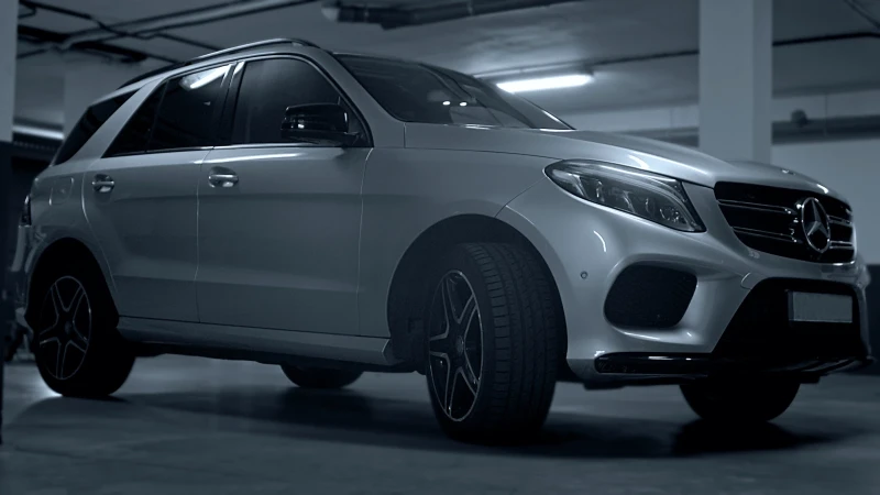 Mercedes-Benz GLE 400, снимка 3 - Автомобили и джипове - 49408088