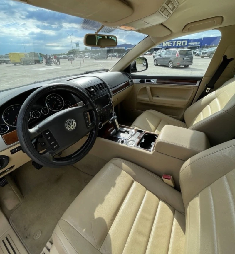 VW Touareg, снимка 7 - Автомобили и джипове - 52538892