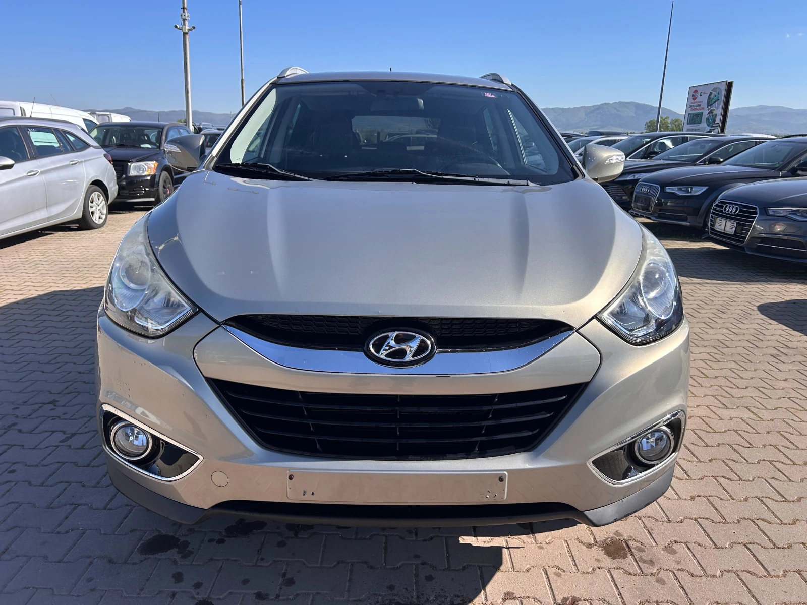 Hyundai IX35 2.0i NAVI/KAMERA/KOJA EURO 5 - изображение 3