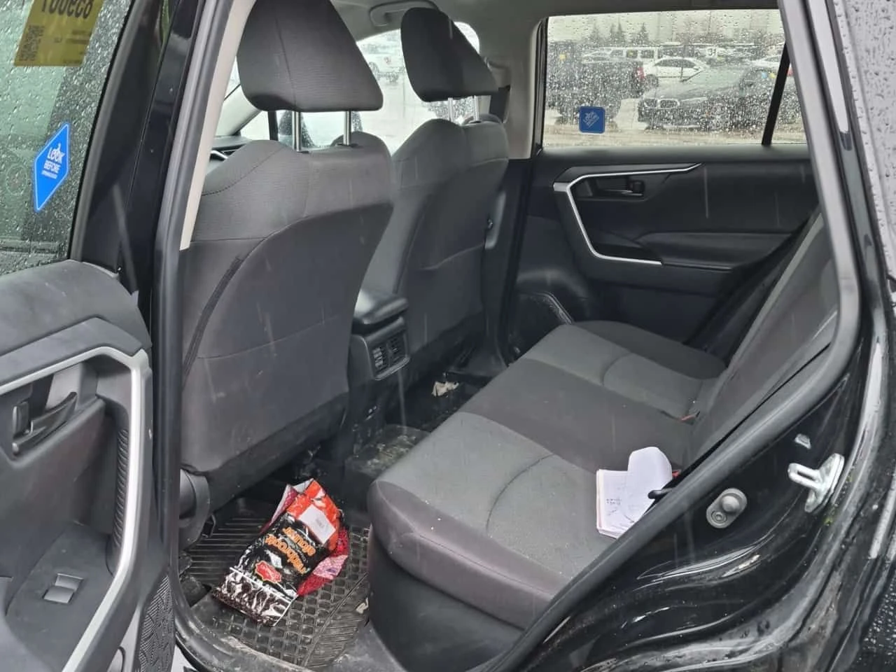 Toyota Rav4 * HYBRID LE * * ЗАДНА КАМЕРА* * ПОДГРЕВ* , снимка 11 - Автомобили и джипове - 53998960