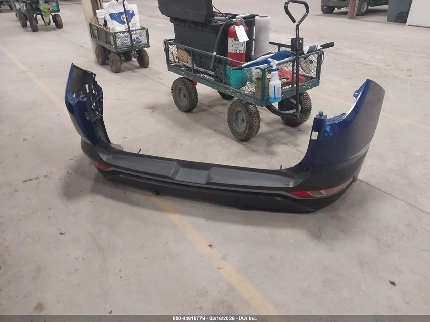 Hyundai Tucson 2.5l Sel, снимка 12 - Автомобили и джипове - 54071624