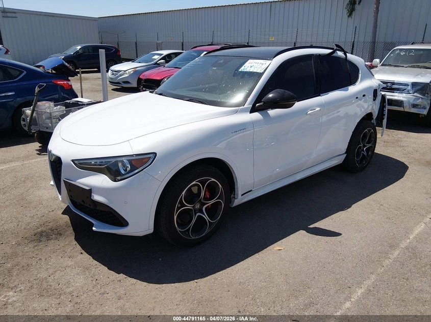 Alfa Romeo Stelvio * Veloce Awd* BUY NOW* ����.����*  | Mobile.bg � ����������� 2