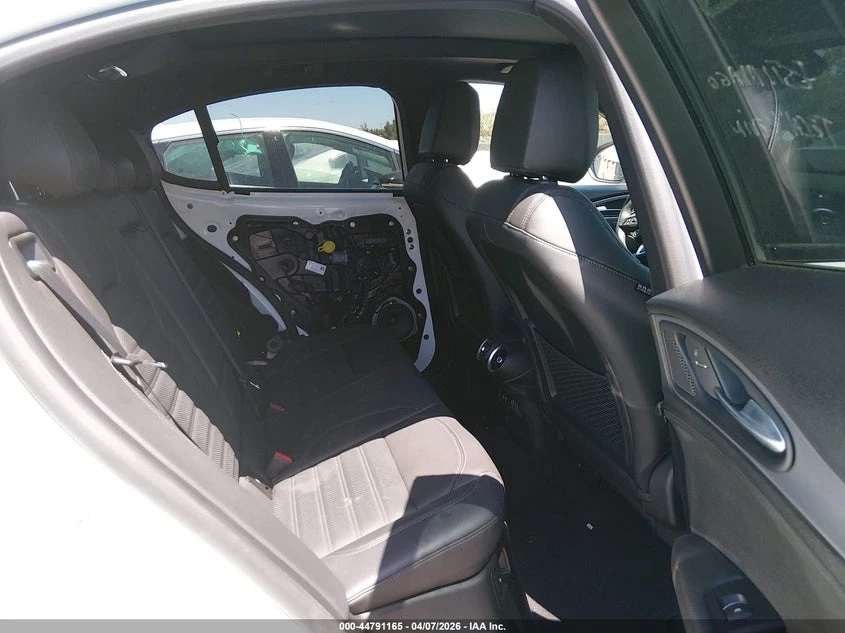 Alfa Romeo Stelvio * Veloce Awd* BUY NOW* ����.����*  | Mobile.bg � ����������� 8
