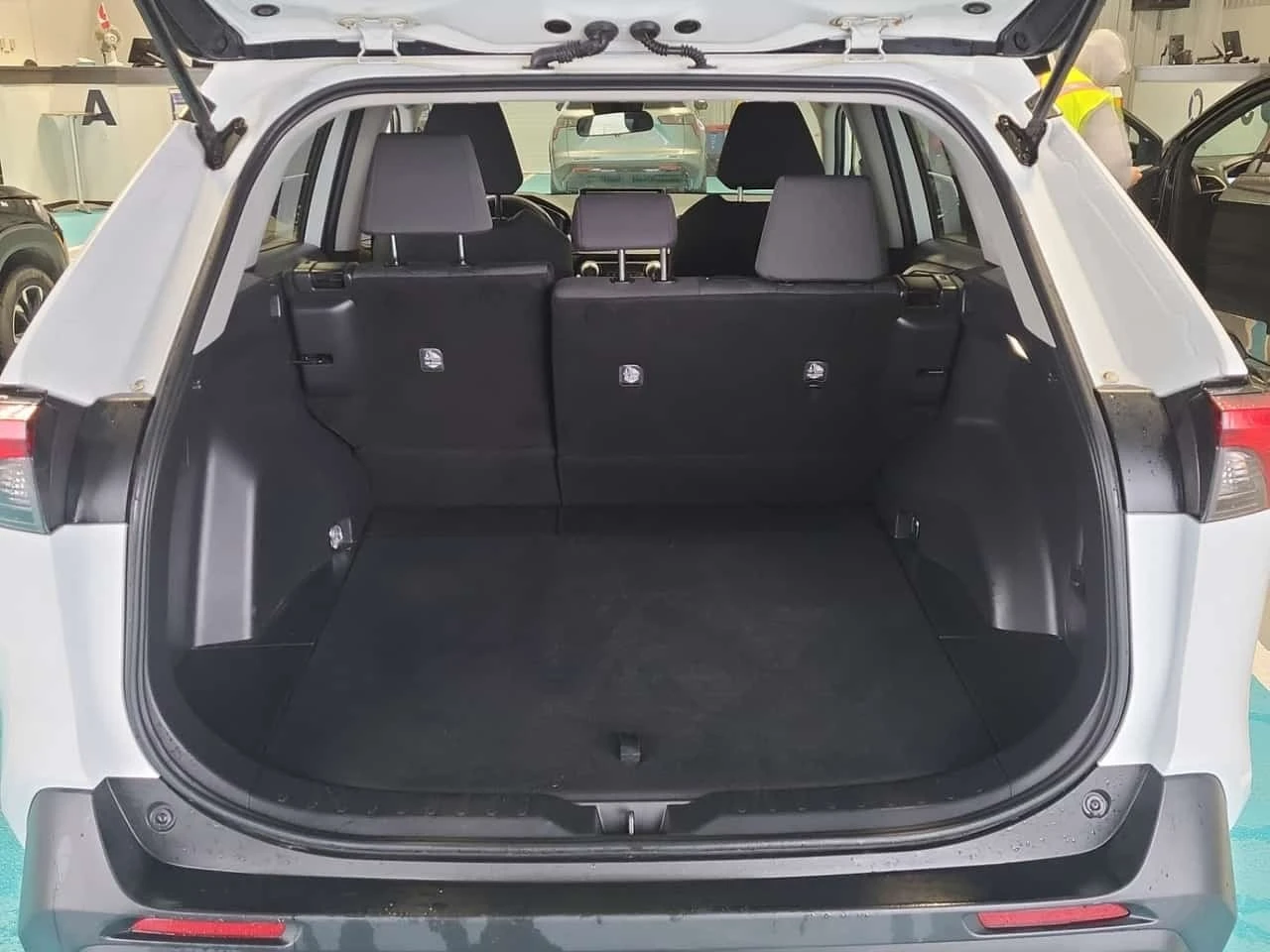 Toyota Rav4 * LE * CARFAX * 2 ����� *  | Mobile.bg � ����������� 13