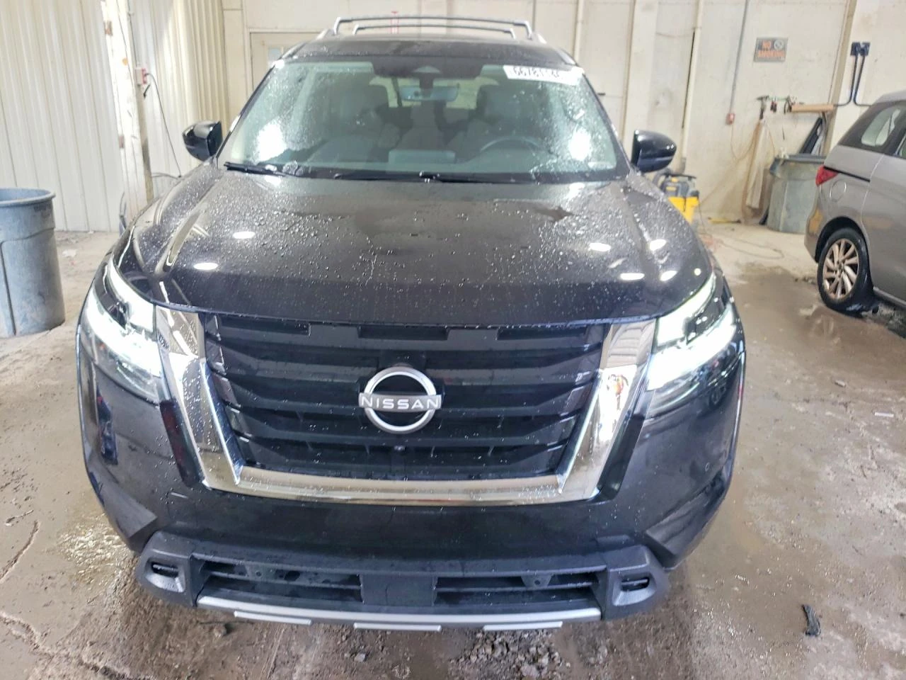Nissan Pathfinder 3.5l Sl, снимка 5 - Автомобили и джипове - 56511149
