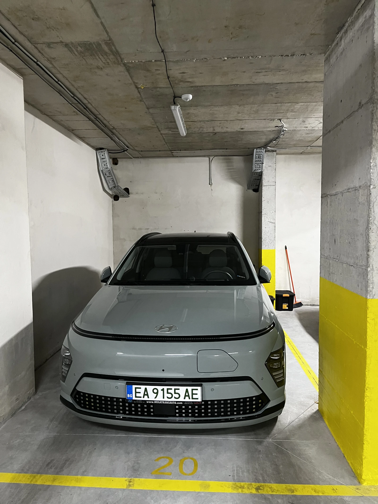 Hyundai Kona Electric SX2 Premium, снимка 14 - Автомобили и джипове - 56751468