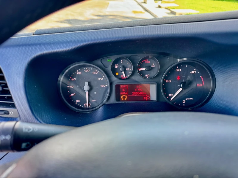 Iveco Daily 3.0 180кс.3-СТР ЩОРА!ОТВАРЯЩ СЕ ТАВАН!ТЕМПОМАТ!ТОП, снимка 10 - Бусове и автобуси - 52447712