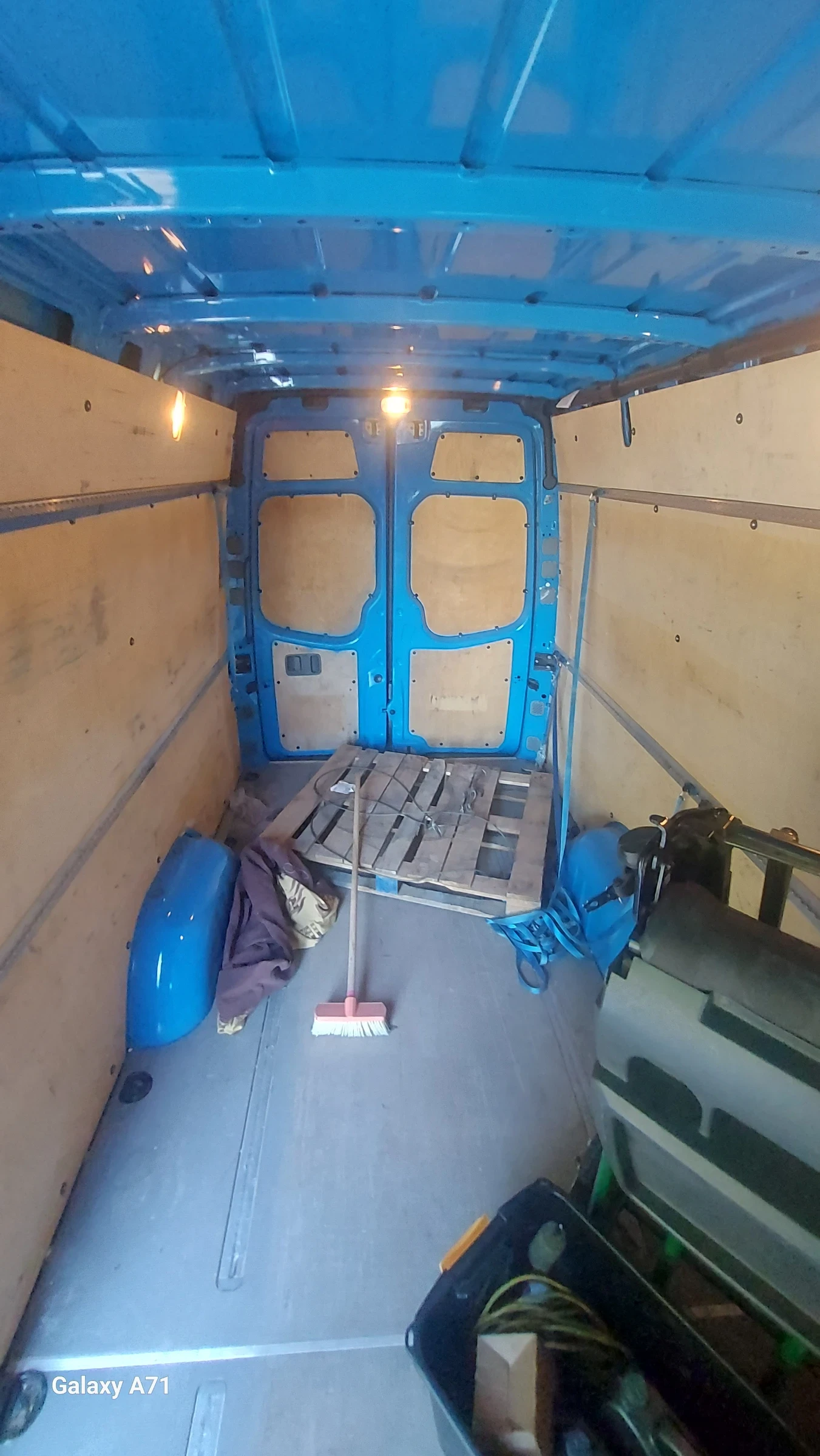 Mercedes-Benz Sprinter 319 H2 L3, снимка 8 - Бусове и автобуси - 55200736