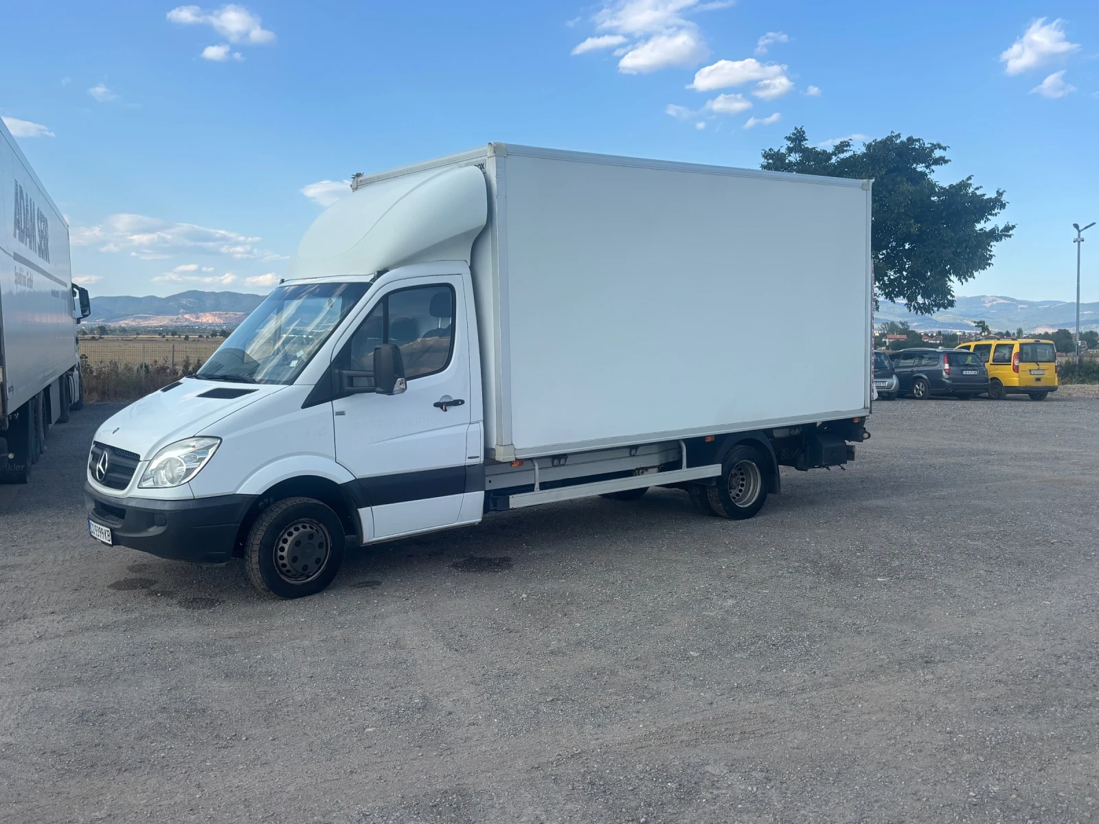 Mercedes-Benz Sprinter Спринтер 516 с падащ борд, снимка 3 - Бусове и автобуси - 56265652
