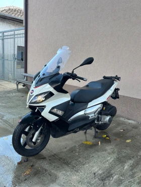 Aprilia Sr SR-MAX 300 | Mobile.bg    2