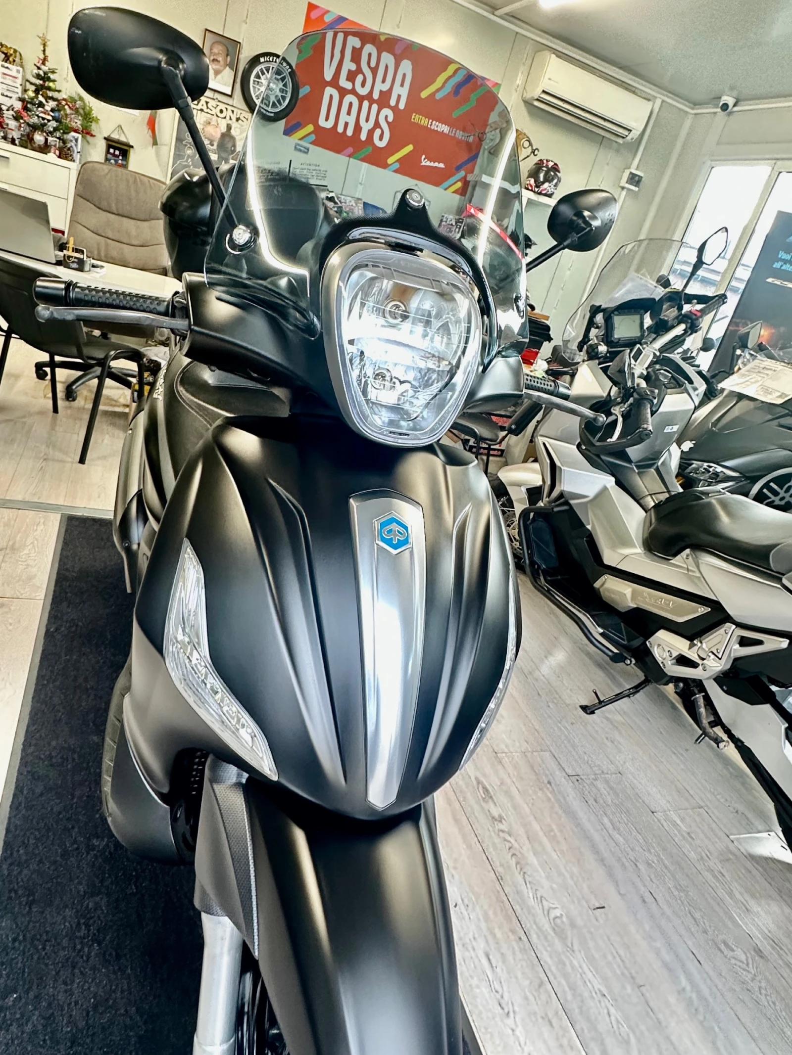 Piaggio Beverly 350i ABS/ASR/LED 2017г., снимка 1