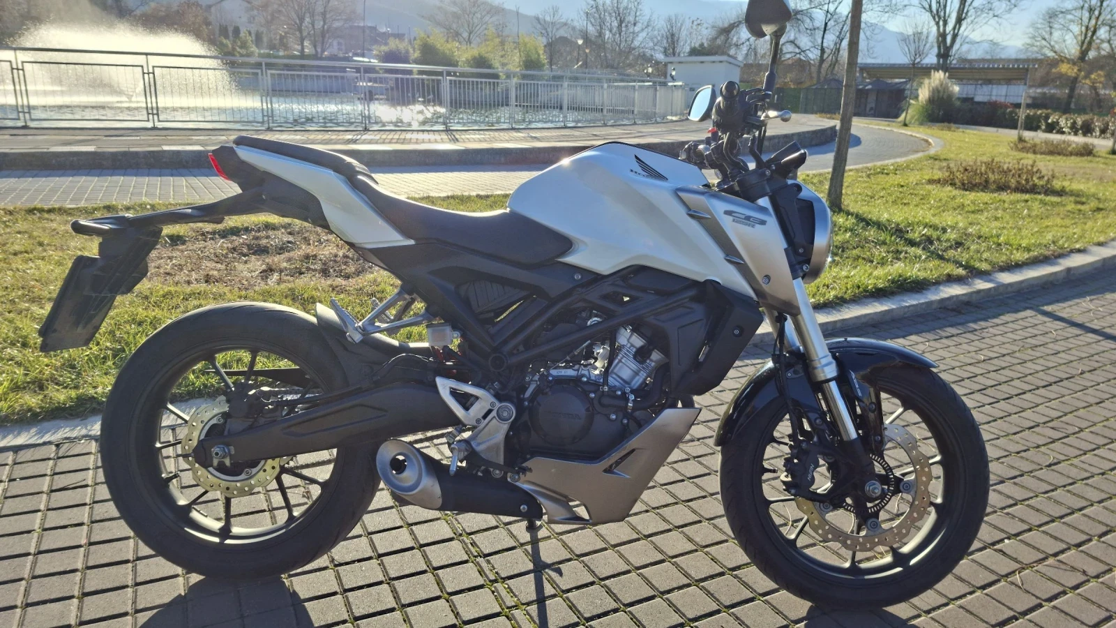 Honda Cb CB125R - изображение 3