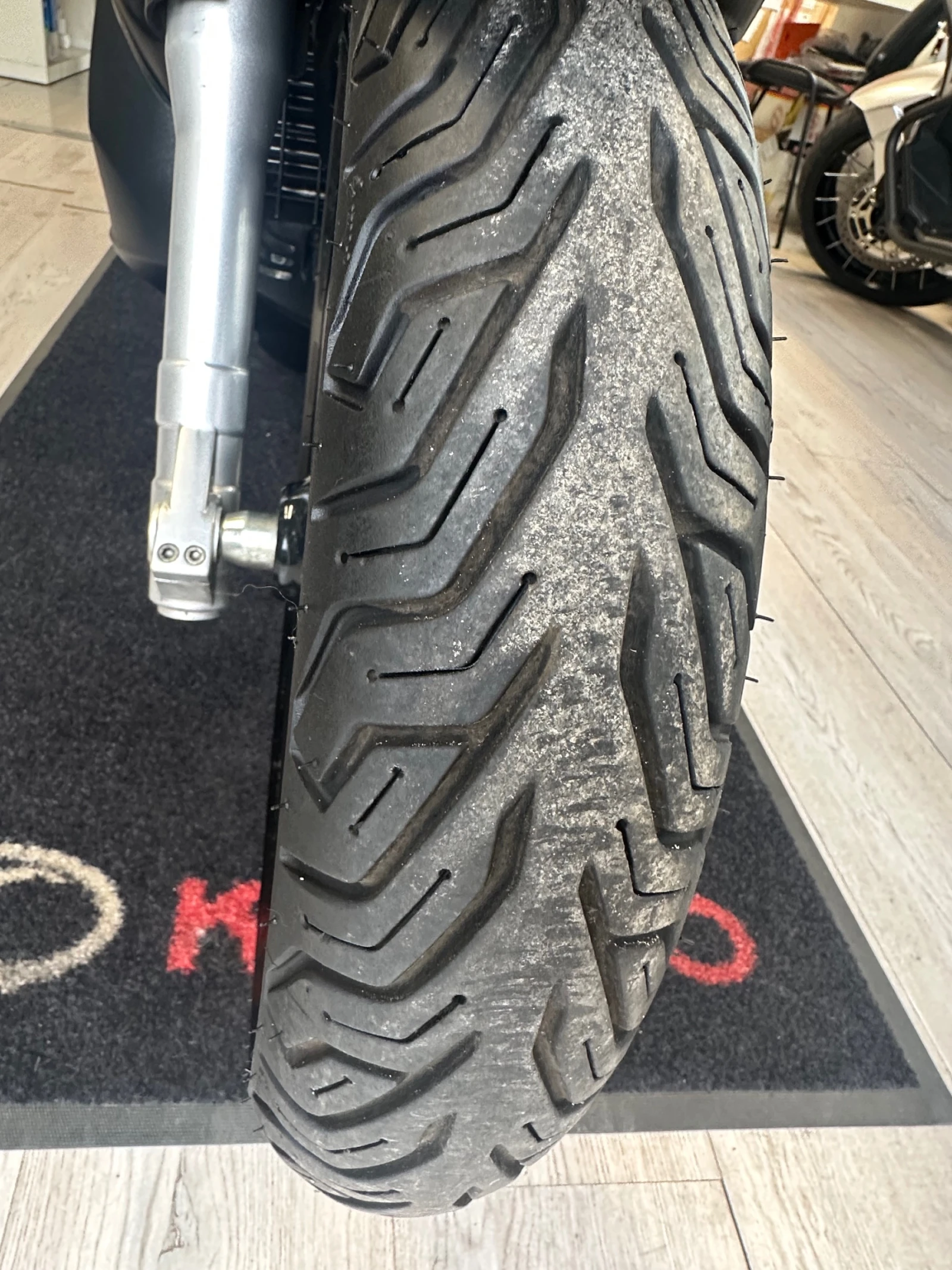 Piaggio Beverly 350i ABS/ASR/LED 2017�. | Mobile.bg � ����������� 11