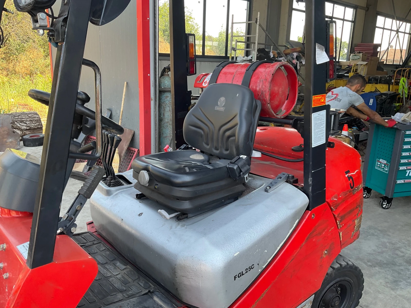 ������� Nissan FG25 Triplex. ���������� ��� ���� �� �������� ���  | Mobile.bg � ����������� 5