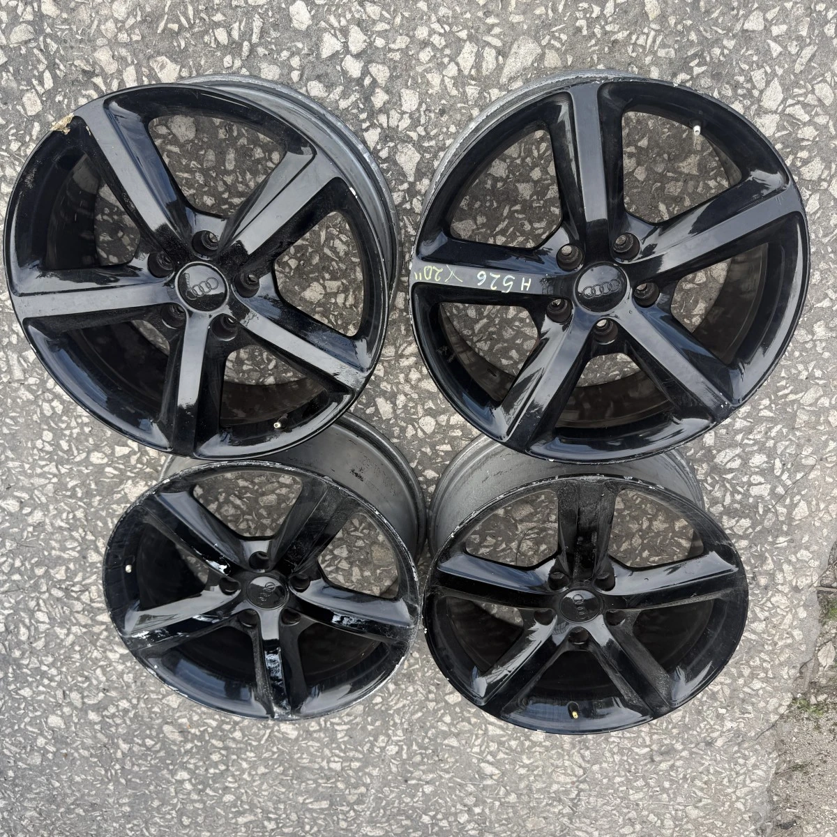 ���������� ������ Audi Q7 4L 9J R20 ET60 5x130 4L0601025H ��� 526 | Mobile.bg � ����������� 1