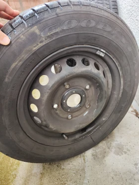 Гуми с джанти Goodyear 215/65R16, снимка 10 - Гуми и джанти - 48697294