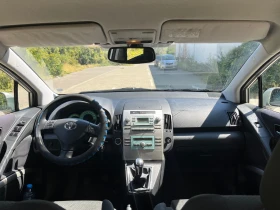 Toyota Corolla verso 2.2 D4D, снимка 9