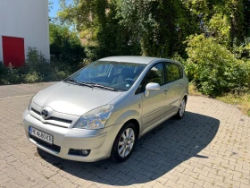 Toyota Corolla verso 2.2 D4D, снимка 1