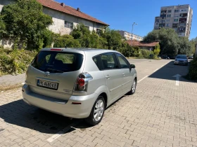 Toyota Corolla verso 2.2 D4D, снимка 5