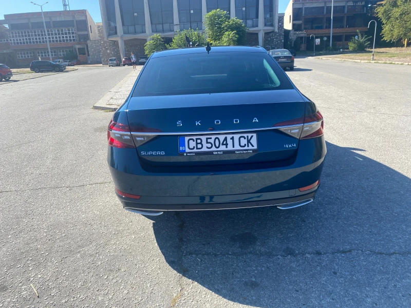 Skoda Superb, снимка 15 - Автомобили и джипове - 48372369