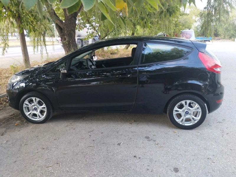 Ford Fiesta  1.4i LPG , снимка 4 - Автомобили и джипове - 49499867