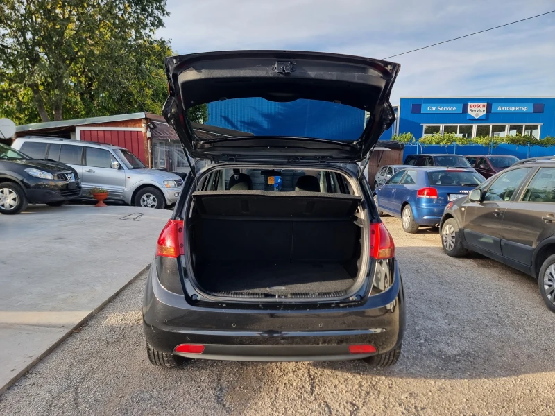 Kia Venga 1.4i GAZ, снимка 13 - Автомобили и джипове - 47519550