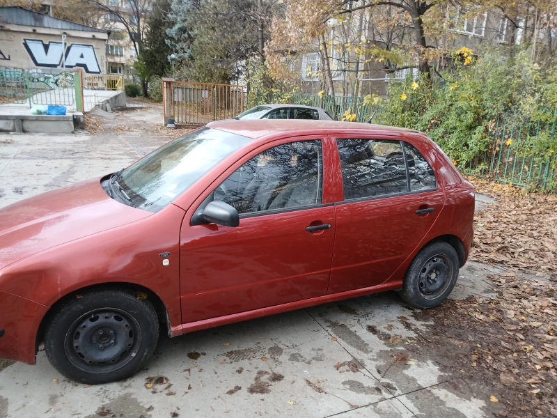 Skoda Fabia 1.4 mpi, снимка 4 - Автомобили и джипове - 48067993