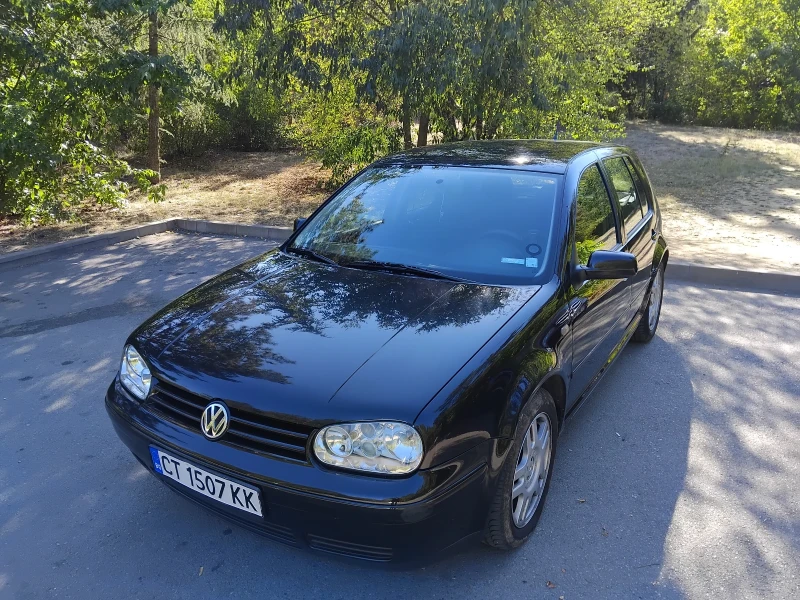 VW Golf, снимка 3 - Автомобили и джипове - 51812691