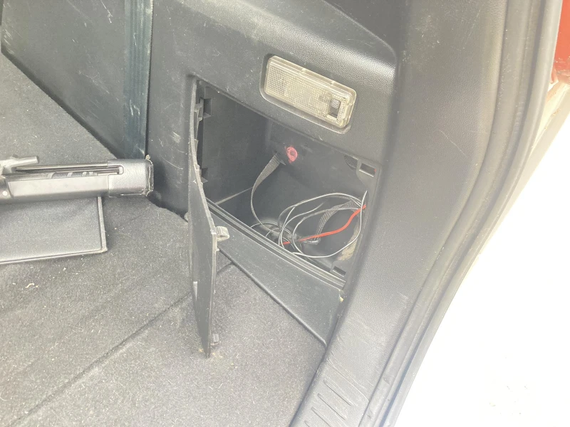 Mazda 5, снимка 10 - Автомобили и джипове - 52383629