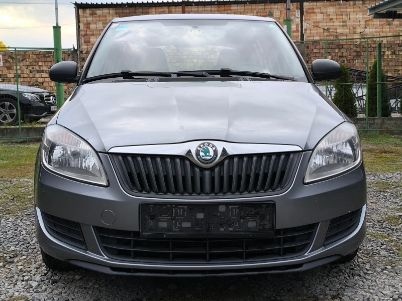 Skoda Fabia FACE LIFT-1.2i-60кс-КЛИМАТИК-EURO 5b-, снимка 8 - Автомобили и джипове - 52097487