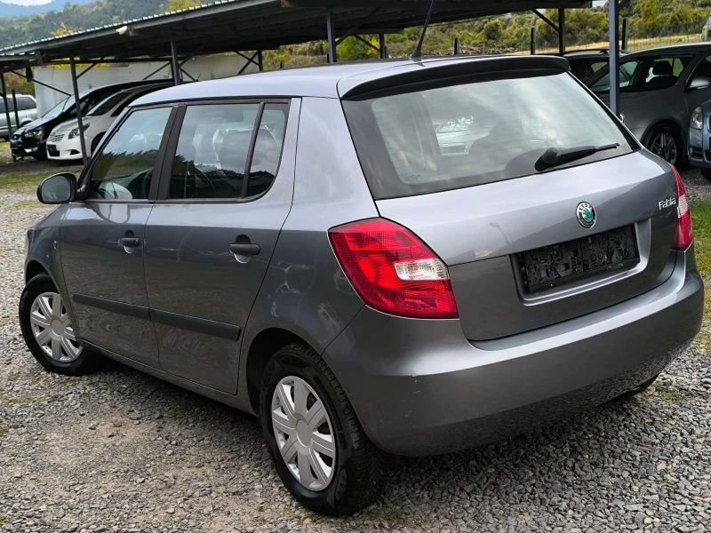Skoda Fabia FACE LIFT-1.2i-60кс-КЛИМАТИК-EURO 5b-, снимка 5 - Автомобили и джипове - 52097487