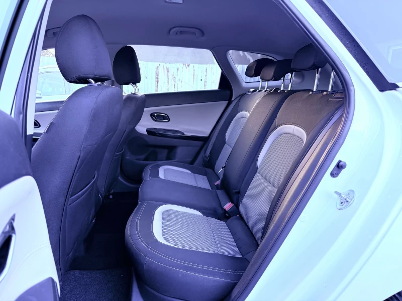 Kia Ceed 1.6 CRDI 110k.c., снимка 11 - Автомобили и джипове - 52098715