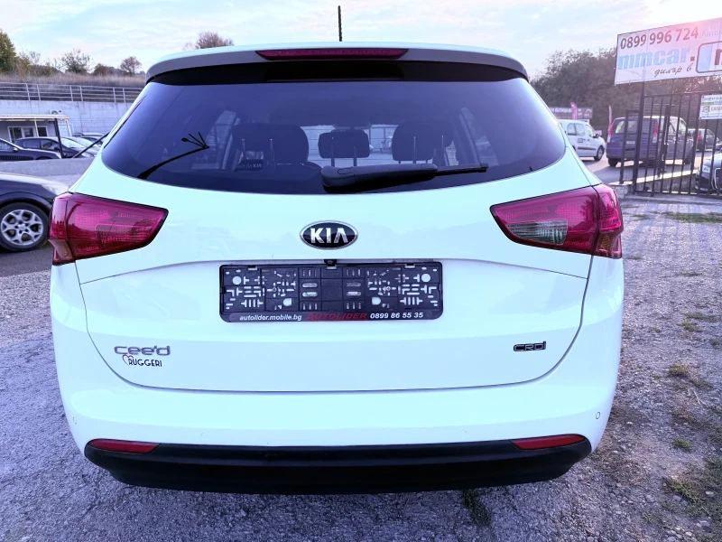 Kia Ceed 1.6 CRDI 110k.c., снимка 7 - Автомобили и джипове - 52098715