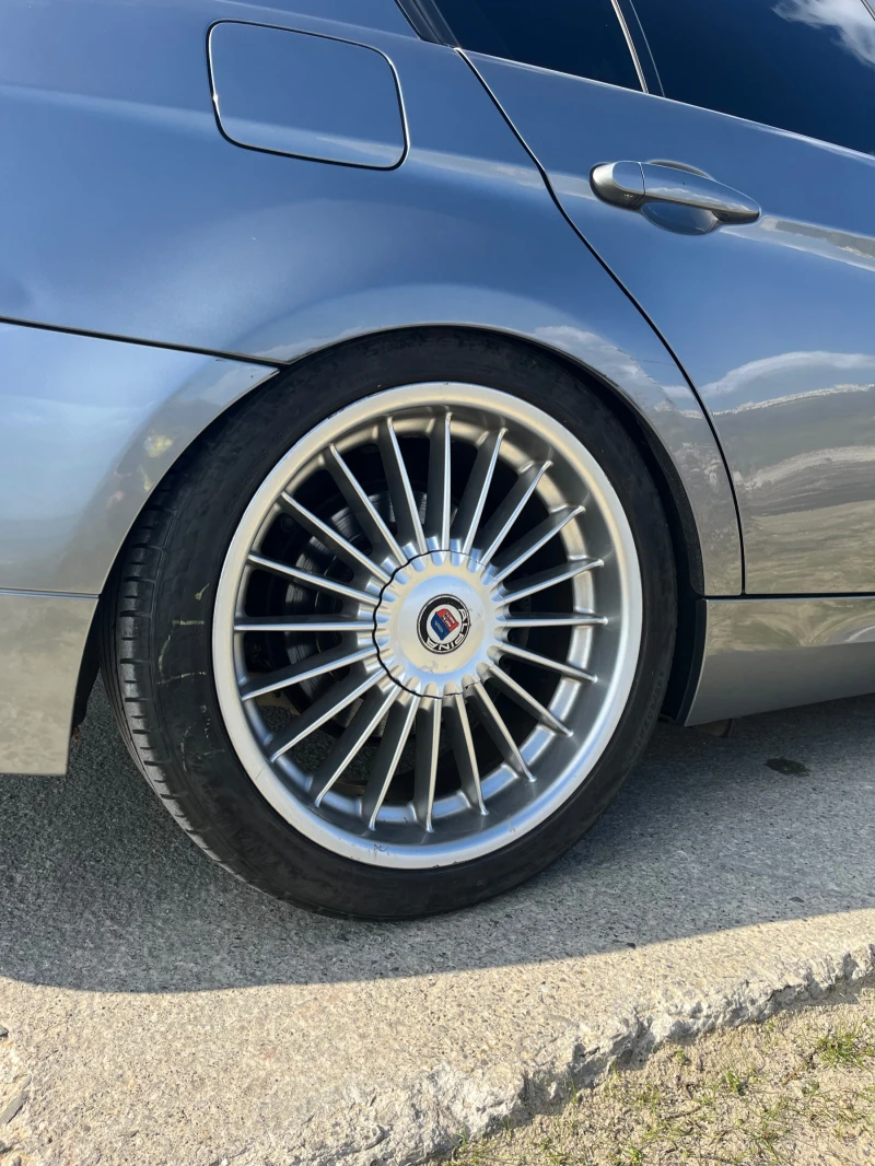 BMW 320, снимка 11 - Автомобили и джипове - 52109062