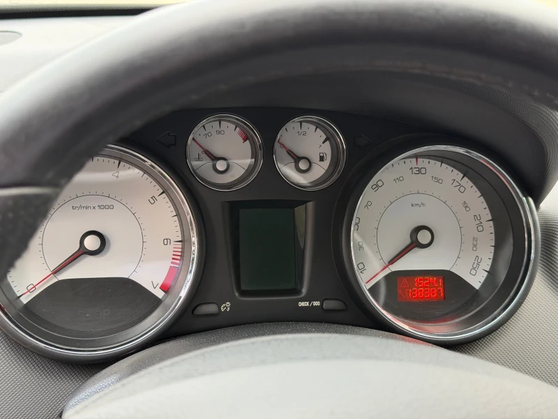 Peugeot 308, снимка 13 - Автомобили и джипове - 52897801