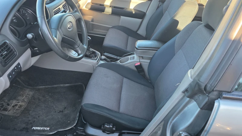 Subaru Forester 2.0i LPG Italia, снимка 15 - Автомобили и джипове - 52928302