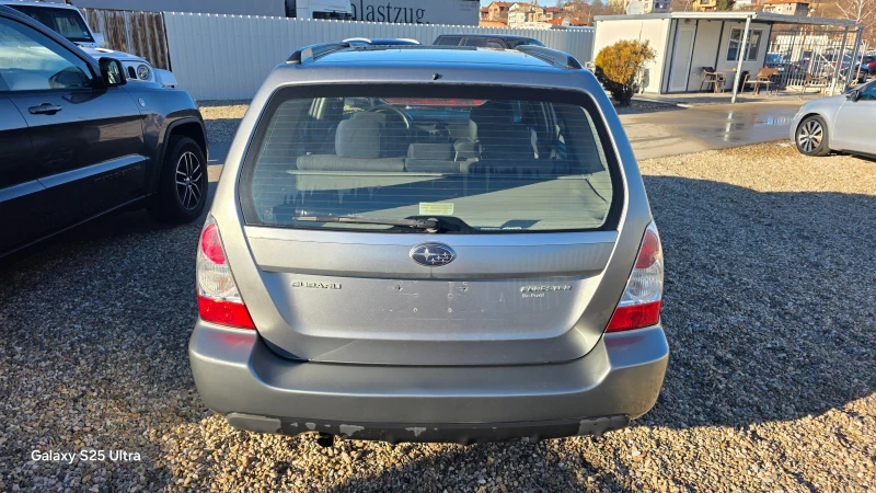 Subaru Forester 2.0i LPG Italia, снимка 6 - Автомобили и джипове - 52928302