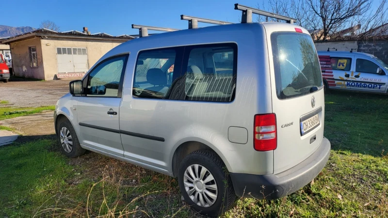 VW Caddy Пътнически нов внос от Полша, снимка 4 - Автомобили и джипове - 53062358
