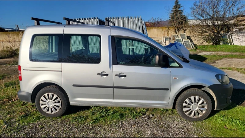 VW Caddy Пътнически нов внос от Полша, снимка 5 - Автомобили и джипове - 53062358