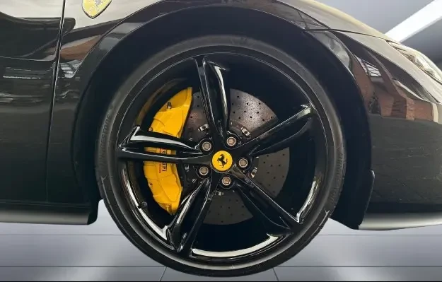 Ferrari 296GTB = Brembo Carbon Ceramic Brakes = �������� | Mobile.bg � ����������� 4