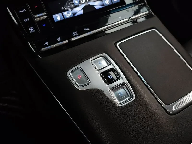 Hyundai Grandeur Ig 2.5 Exclusive, снимка 9 - Автомобили и джипове - 54833713