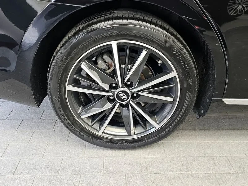 Hyundai Grandeur Ig 2.5 Exclusive, снимка 5 - Автомобили и джипове - 54833713