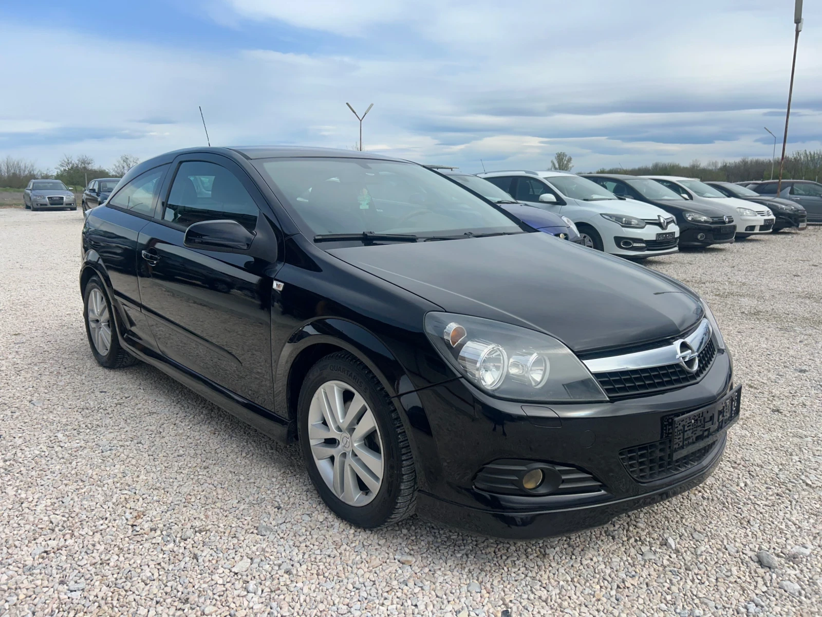Opel Astra GTC* 1.4i* 90к.с* Facelift*  - изображение 2