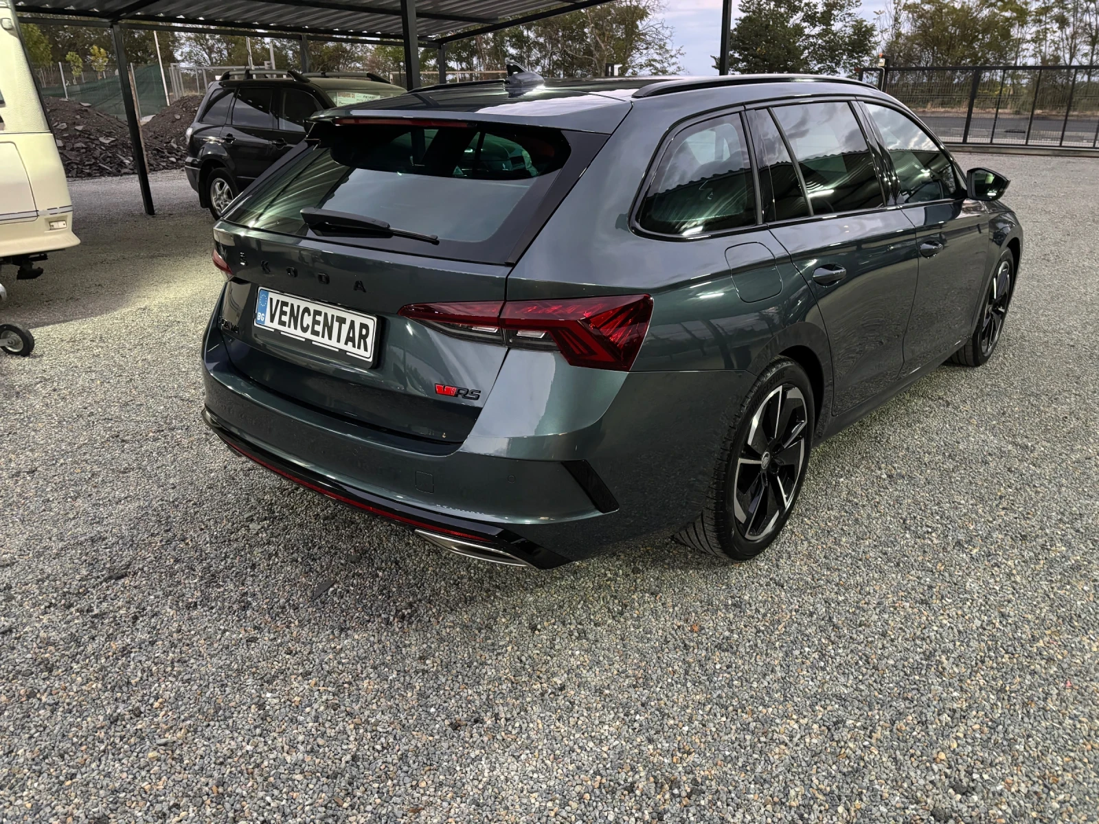 Skoda Octavia VRS 2.0i 245ksFull Options - изображение 8