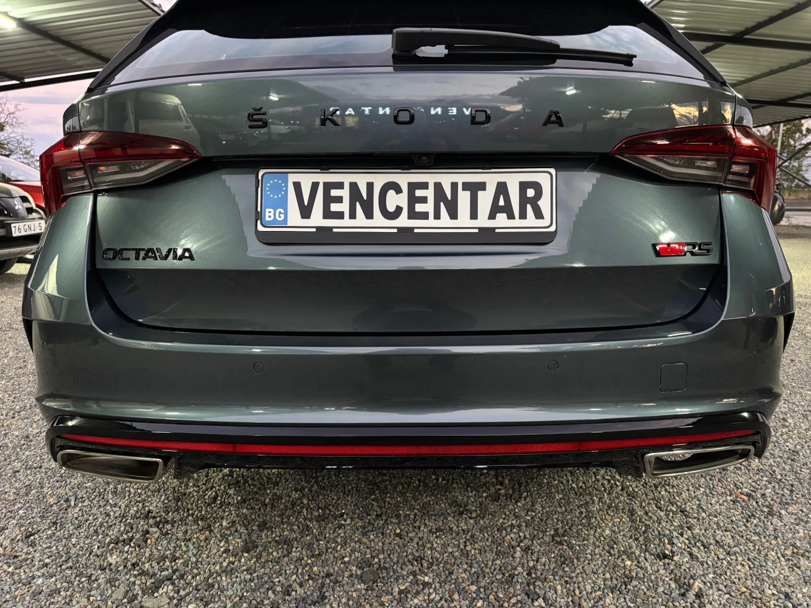 Skoda Octavia VRS 2.0i 245ksFull Options - изображение 6