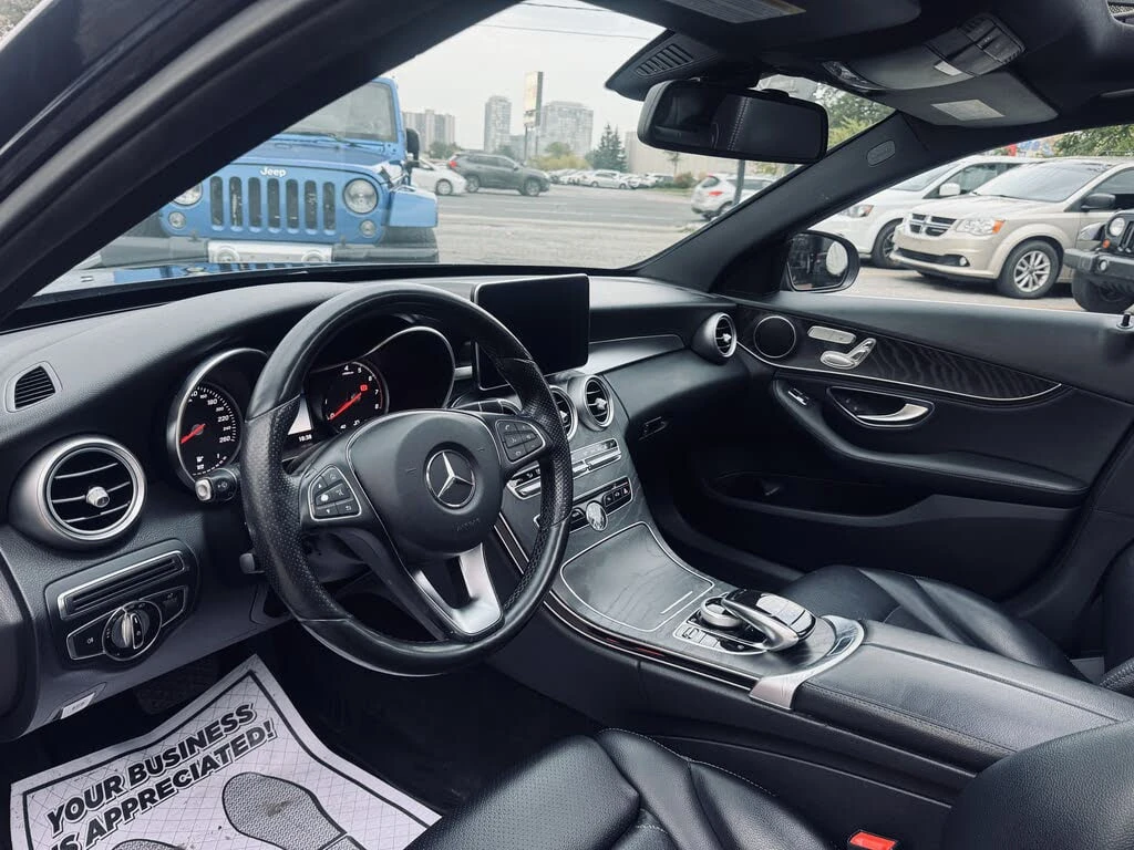 Mercedes-Benz C 300 * АВТО КРЕДИТ* ЦЕНА ДО БГ * СЕРВИЗНА ИСТОРИЯ *  - изображение 5